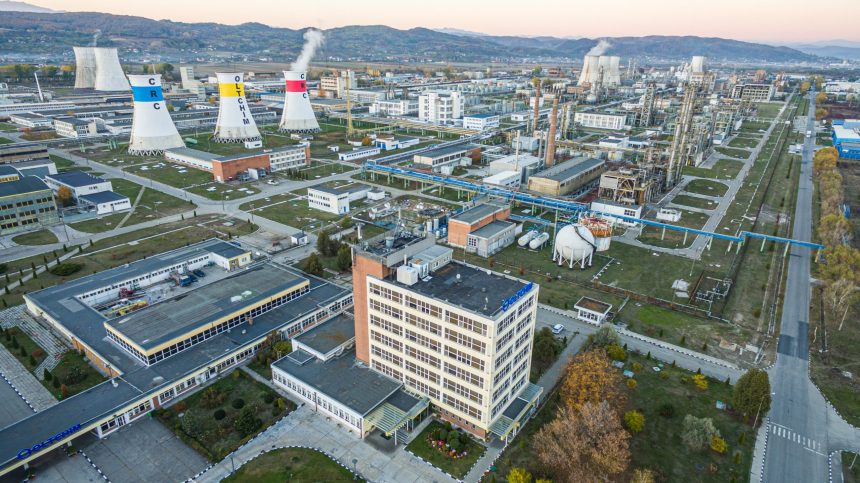 Chimcomplex sollicita ajutor din partea statului pentru a proteja locurile de munca