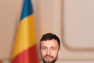 Deputatul AUR Antonio Popescu Guvernul isi paseaza responsabilitatea comuna Golesti ramane fara solutii pentru canalizare si asfaltare