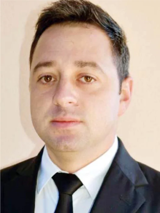 Deputatul liberal Cristian Buican isi taxeaza primarul Stefan Bizic de la Babeni lasat fara suport din cauza aparitiilor alaturi de Radulescu de la PSD