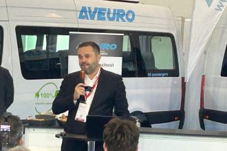 microbuze electrice finantate din bani publici acelasi companie in centrul atentiei cine este aveuro si cum a devenit principalul furnizor in achizitiile din valcea