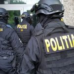 DESCINDERI in Valcea arme munitie si capcane artizanale descoperite la Maciuca si Gusoeni
