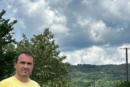 Consilierul AUR Cosmin Bunea reclamă Primăria Nicolae Bălcescu: facturi, drumuri și cămin